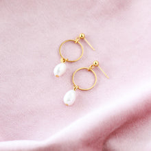 Load image into Gallery viewer, Organic Pearl Hoop Earrings -  Gold
