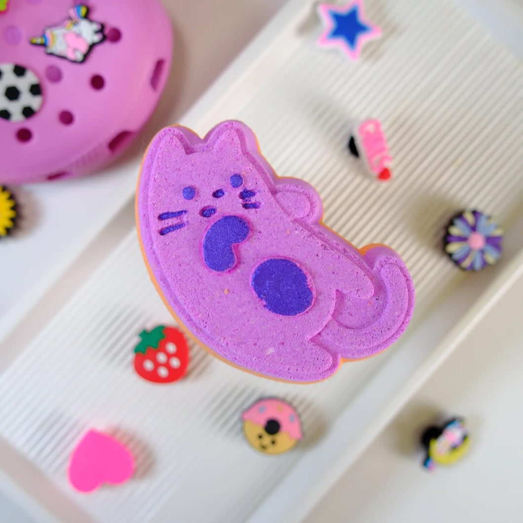 Bath Bomb - Cat with Croc charm inside